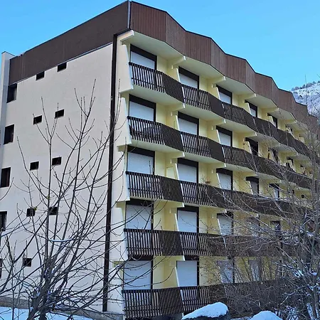 Apartment 4 Personnes, 2 Etoiles, Centre De Valloire, Proche Commerces Et Telecabine - Fr-1-263-42 Valloire